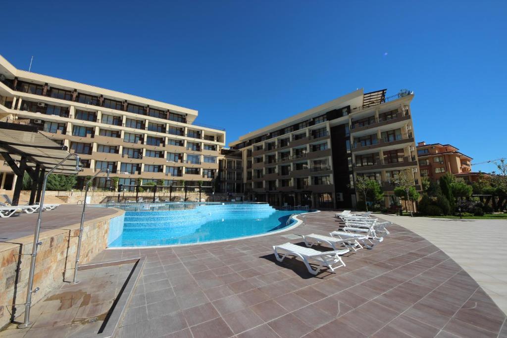 Menada Luxor Apartament Święty Włas