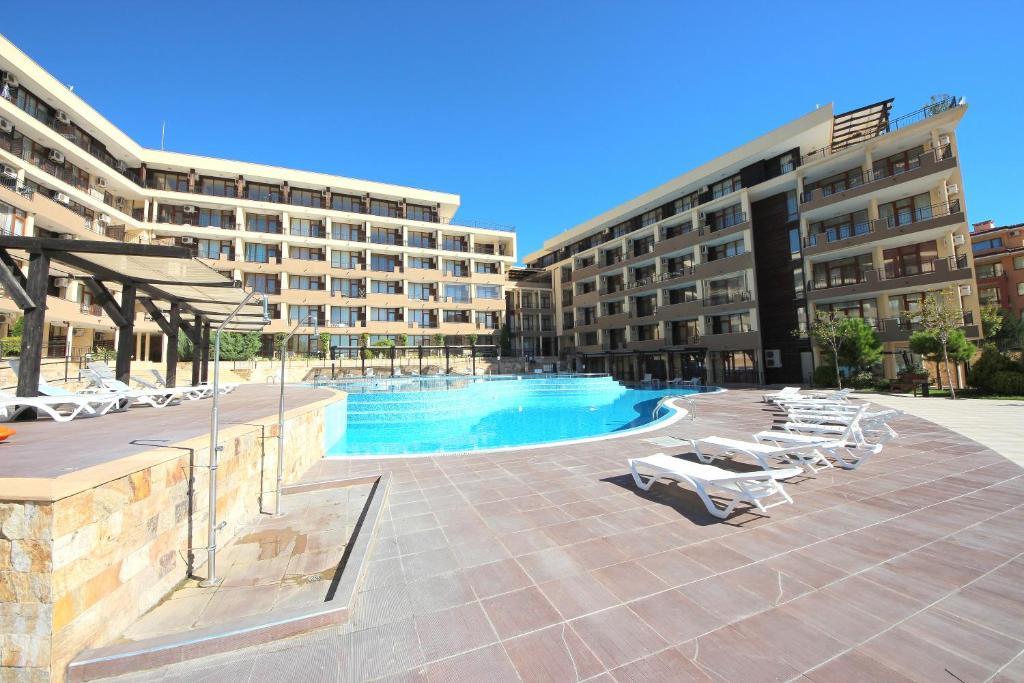 Menada Luxor Apartament *