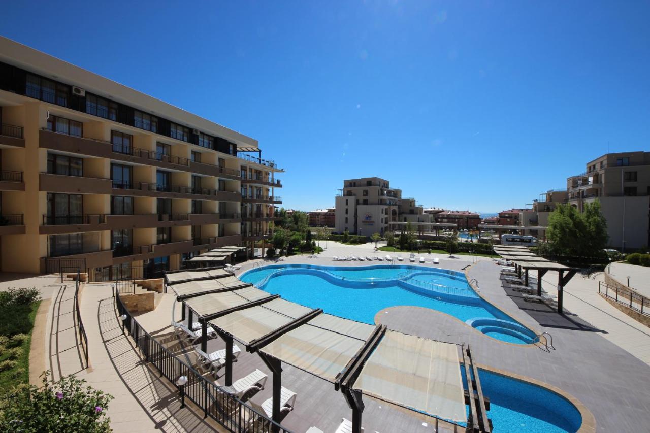 Menada Luxor Apartament *